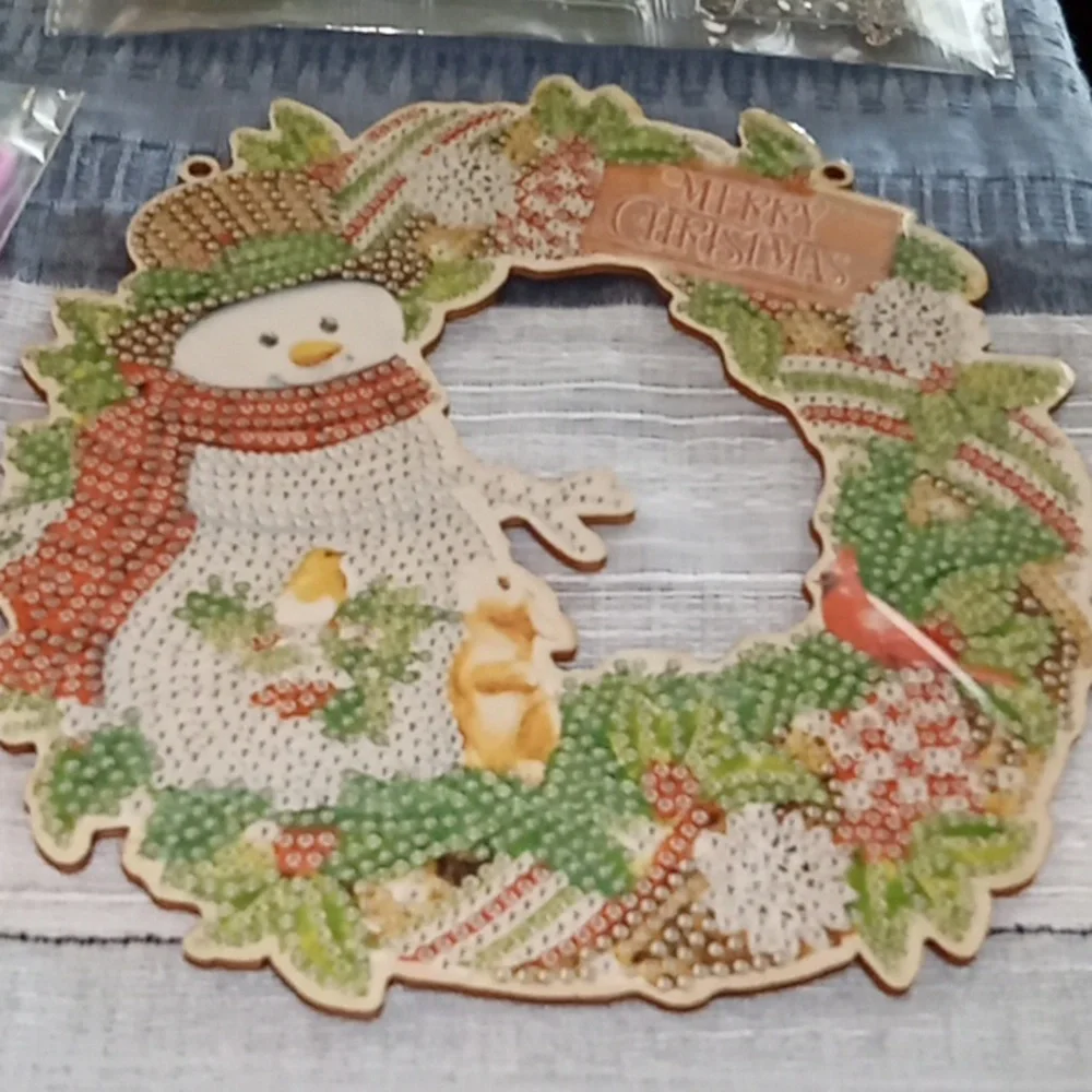 N/A charming snowman